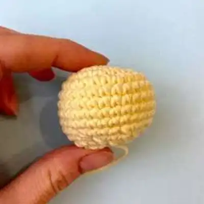 Bunny in carrot Amigurumi Pattern step 2 - assembly progress
