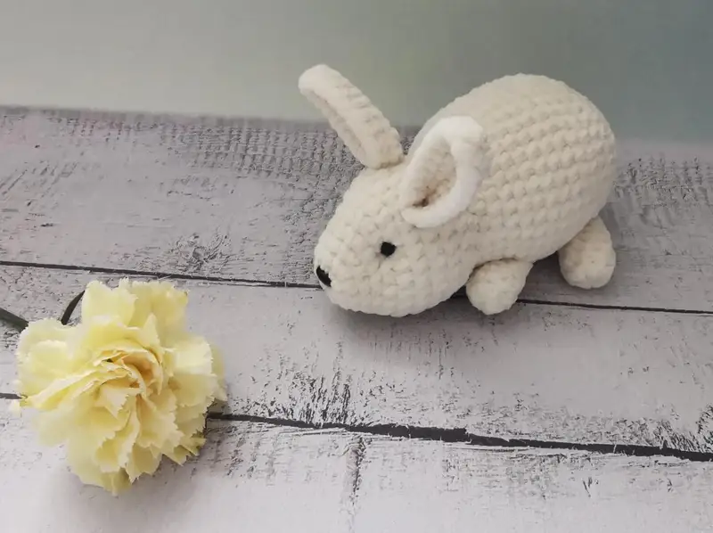 Free Intermediate crochet pattern: Rabbit Amigurumi Pattern - Easy to follow tutorial