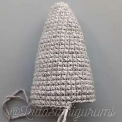 Sloth Stacking Toy Amigurumi Pattern step 2 - assembly progress