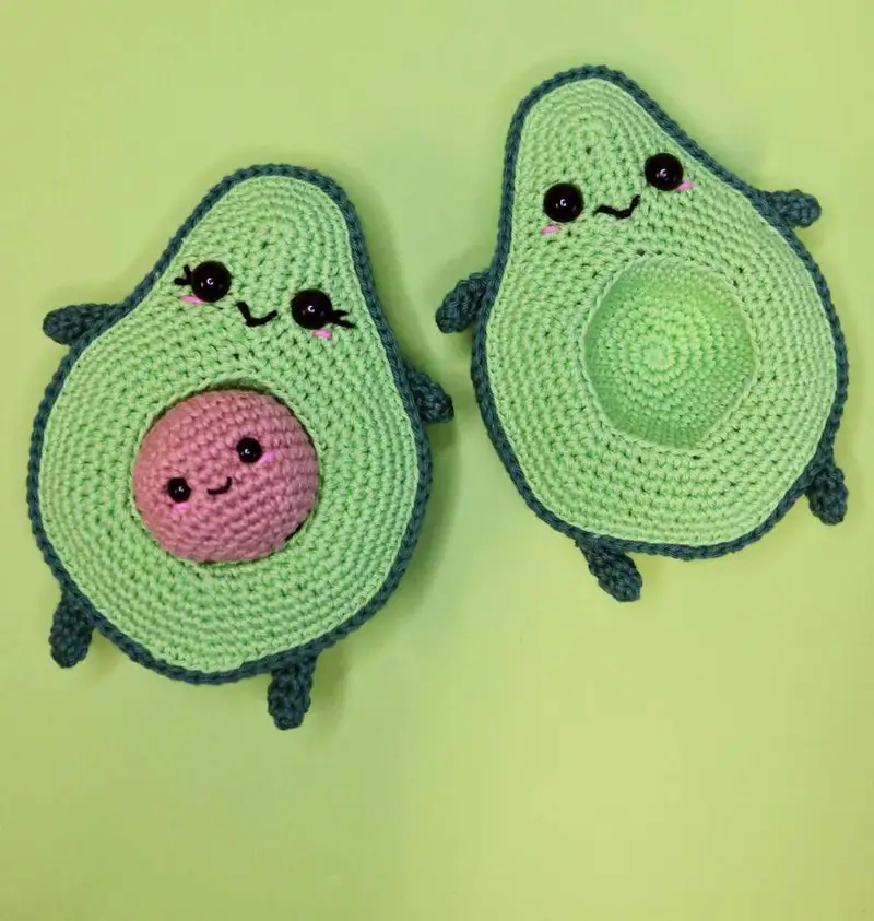 Free Intermediate crochet pattern: Avocado Family Amigurumi Pattern - Easy to follow tutorial