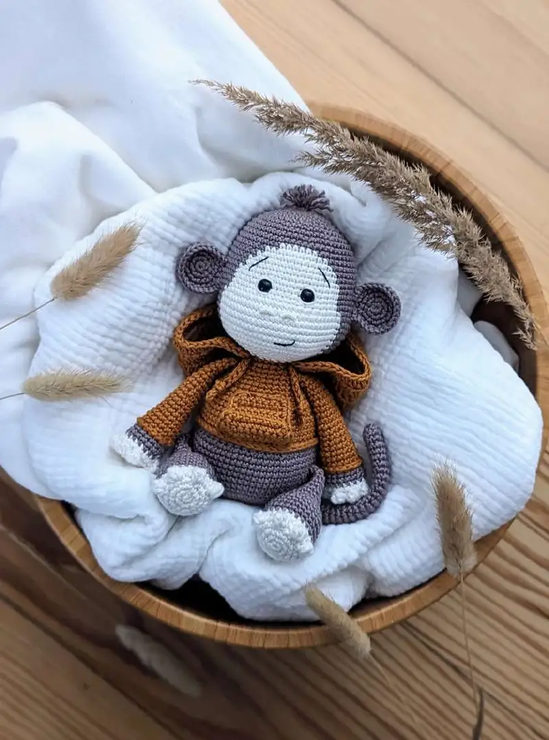 Free Intermediate crochet pattern: Joe Amigurumi Pattern - Easy to follow tutorial