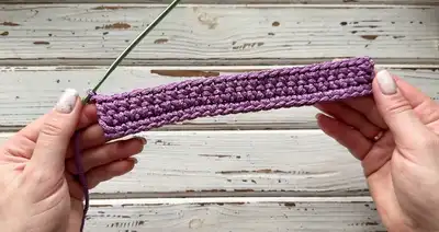 Canvas Handbag Crochet Pattern step 3 - details and accessories