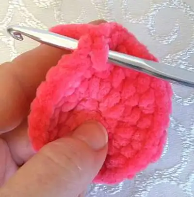 Bullfinch Amigurumi Pattern step 2 - assembly progress