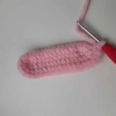 Baby Animal Boots Amigurumi Pattern step 4 - final assembly and finishing