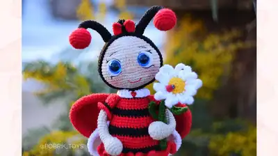 The Ladybug Amigurumi Pattern step 2 - assembly progress