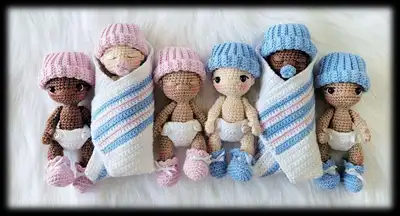Hospital Set Crochet Pattern step 1 - construction progress
