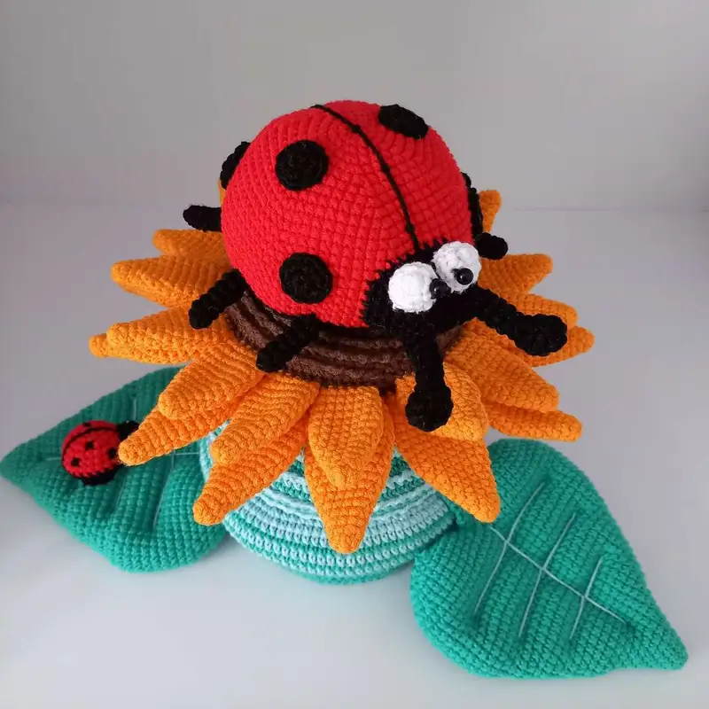 Free Intermediate crochet pattern: Sunflower Stacking Toy Amigurumi Pattern - Easy to follow tutorial