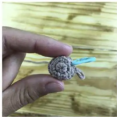 Groot Amigurumi Pattern step 3 - details and accessories