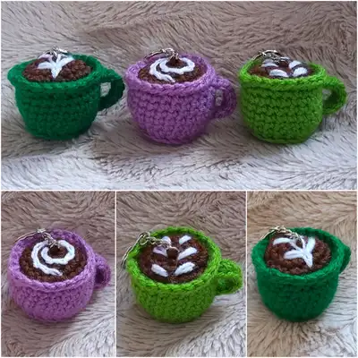 It's Coffee Time Keychains Amigurumi Pattern step 3 - details and accessories