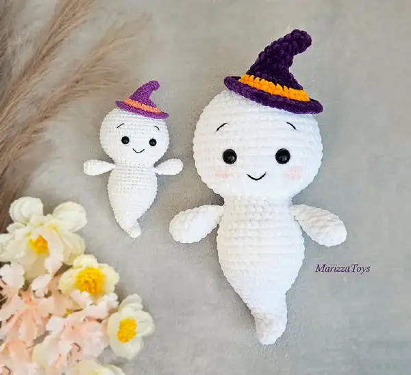 Cute Plush Ghost Amigurumi Pattern