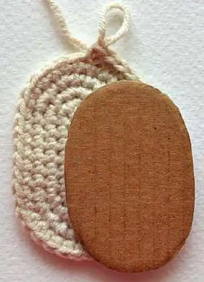 DOLL ELIZA Amigurumi Pattern step 4 - final assembly and finishing