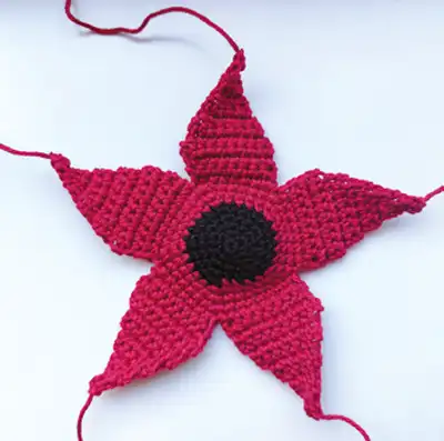 Demodog Amigurumi Pattern step 3 - details and accessories