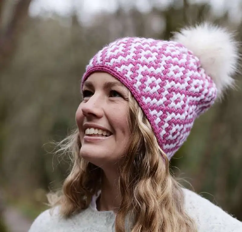 Free crochet pattern: Diamond Beanie Pattern - Beginner Friendly level tutorial
