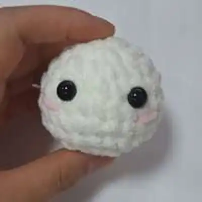Mussel Crochet Amigurumi Pattern step 3 - details and accessories