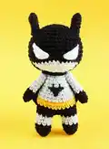 Batman Mini Amigurumi Pattern step 1 - construction progress