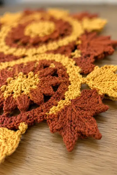 Cascading Maple Leaf Medallion Table Runner Pattern step 2 - assembly progress