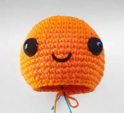Charmander Trio Amigurumi Pattern step 2 - assembly progress