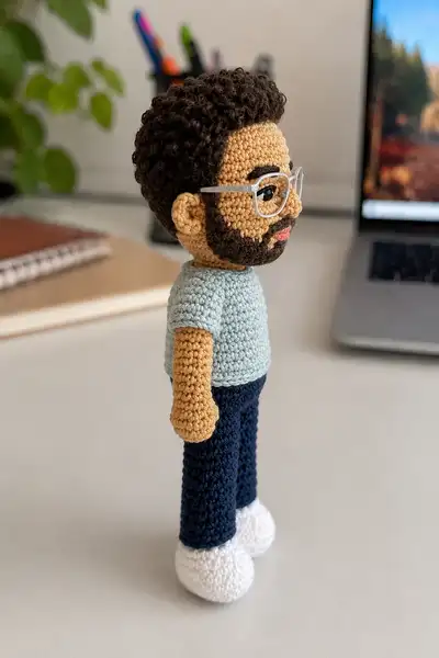 Scary Ziad The Third Amigurumi Pattern step 2 - assembly progress