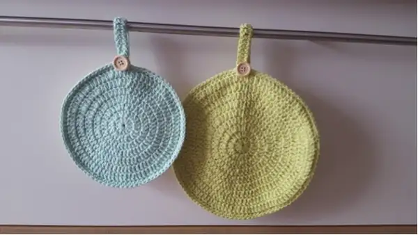 Crochet Double-Sided Round Potholders Pattern