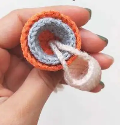 ELENDAN mushroom with mouse Amigurumi Pattern step 3 - details and accessories