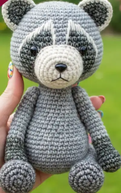 Raccoon Amigurumi Pattern step 1 - construction progress