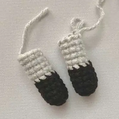Batman Amigurumi Pattern step 3 - details and accessories