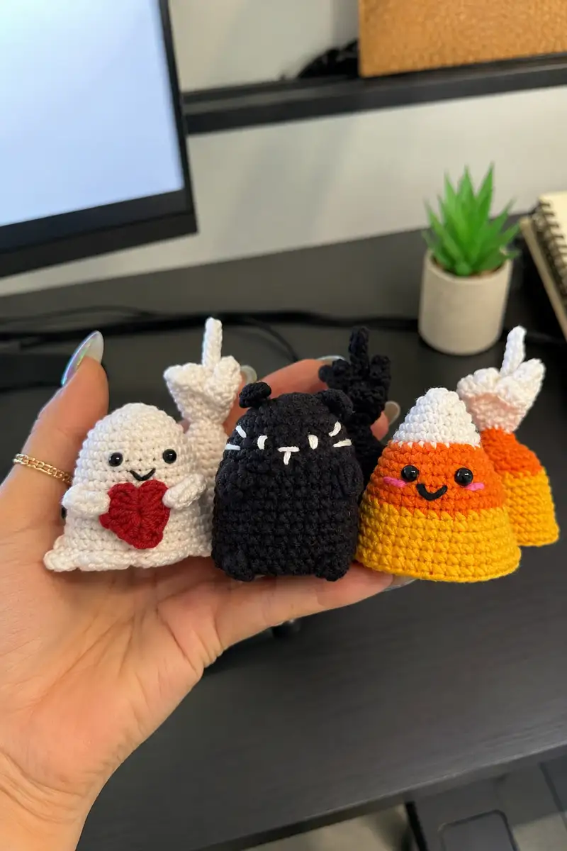 3 in 1 Funny Halloween Amigurumi Pattern crochet pattern - detailed view of completed project