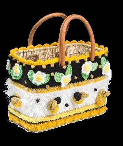 Bee-utiful Pimp Your Bag Pattern step 3 - details and accessories