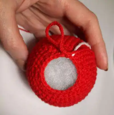 Anatomical Heart Amigurumi Pattern step 3 - details and accessories
