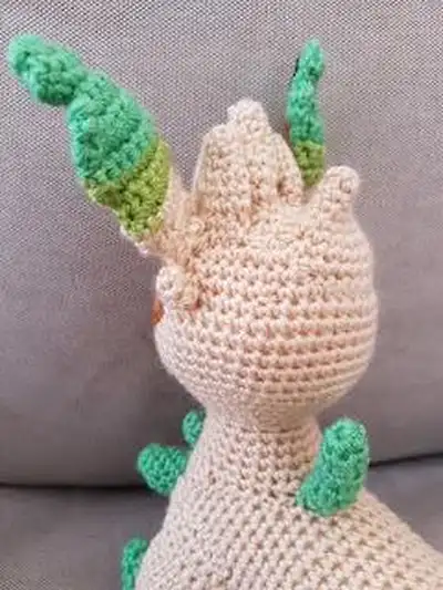 Leafling Amigurumi Pattern step 2 - assembly progress