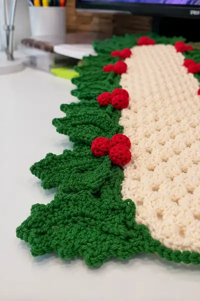 Green Holly and Red Berry Christmas Table Runner Pattern step 2 - assembly progress