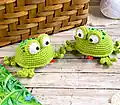 Little Frog Amigurumi Pattern step 4 - final assembly and finishing