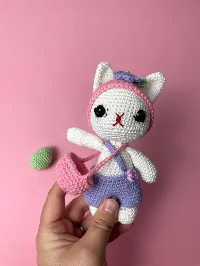 Bunny with Basket Amigurumi Pattern step 2 - assembly progress