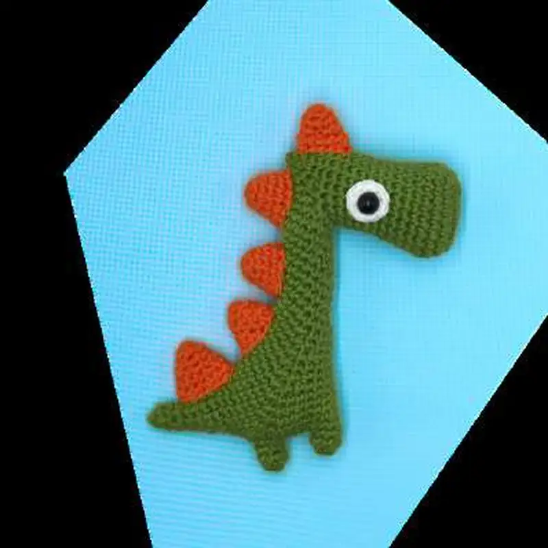 Free crochet pattern: Dino's Family Amigurumi Pattern - Intermediate level tutorial