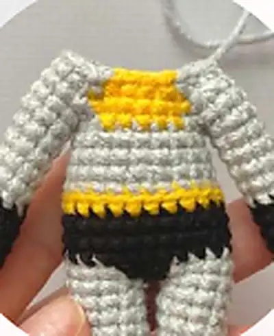 Mini Batman Amigurumi Pattern step 3 - details and accessories