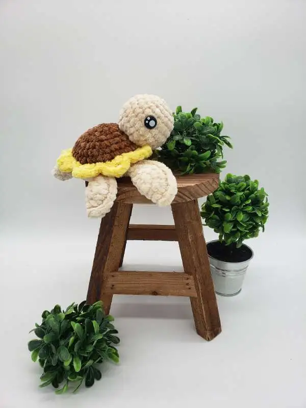Mini Sunflower Turtle Amigurumi Pattern