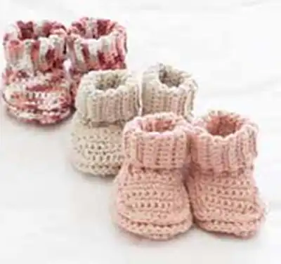 Baby's Booties Crochet Pattern step 3 - details and accessories
