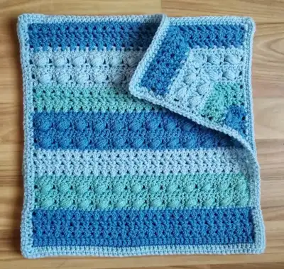 Snowberry cushion cover Pattern step 4 - final assembly and finishing
