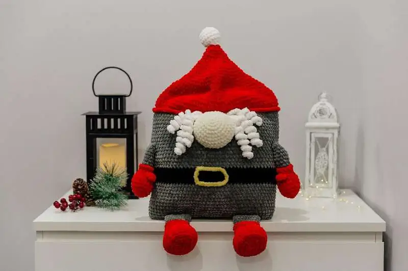 Free Intermediate crochet pattern: Gnome Pillow Amigurumi Pattern - Easy to follow tutorial