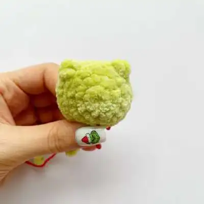 Grinch and his friends Amigurumi Pattern step 2 - assembly progress