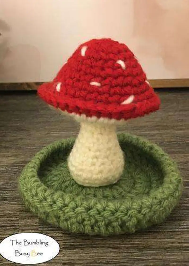 Free Beginner Friendly crochet pattern: Mushroom Jewelry Holder Crochet Pattern - Easy to follow tutorial