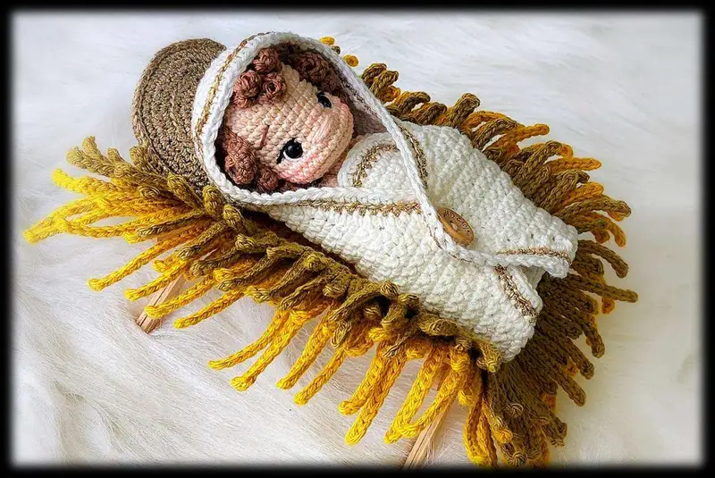 Free crochet pattern: Sweet Handfuls Baby Jesus Amigurumi Pattern - Intermediate level tutorial