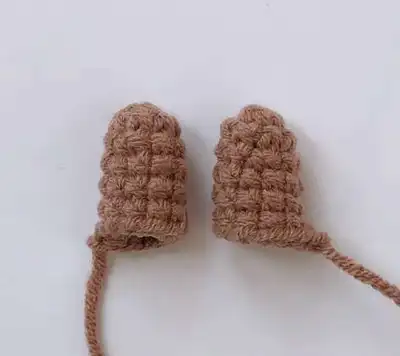 Cow Phone Pouch Amigurumi Pattern step 4 - final assembly and finishing