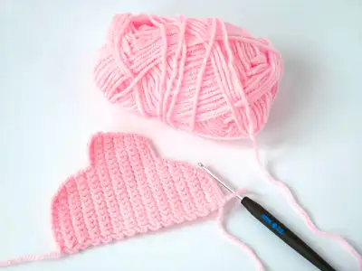 Claude the Cloud Amigurumi Pattern step 2 - assembly progress
