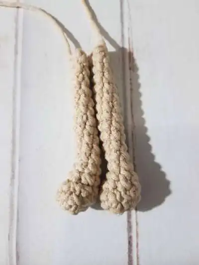 Baby Bears Amigurumi Pattern step 3 - details and accessories