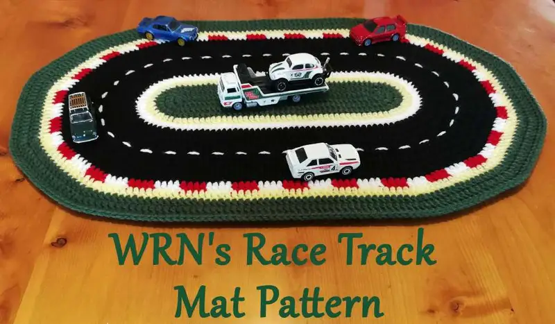 Free Intermediate crochet pattern: WRN Race Track Mat Pattern - Easy to follow tutorial
