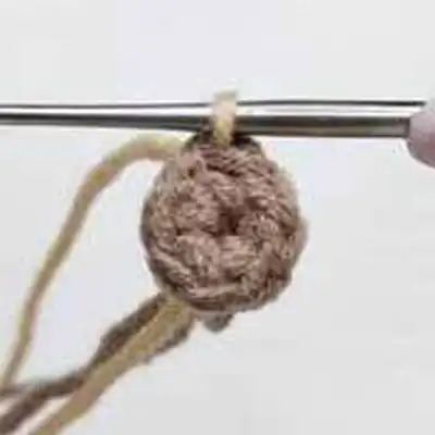 Lion Gryffin Amigurumi Pattern step 2 - assembly progress