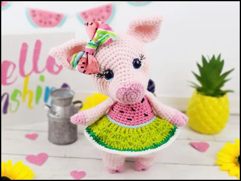 Free Intermediate crochet pattern: Millie the Melon Pig Amigurumi Pattern - Easy to follow tutorial