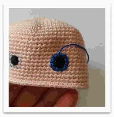 MIMOSA BABY Amigurumi Pattern step 4 - final assembly and finishing