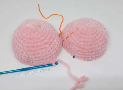 Heart Cat and Bunny Amigurumi Pattern step 4 - final assembly and finishing